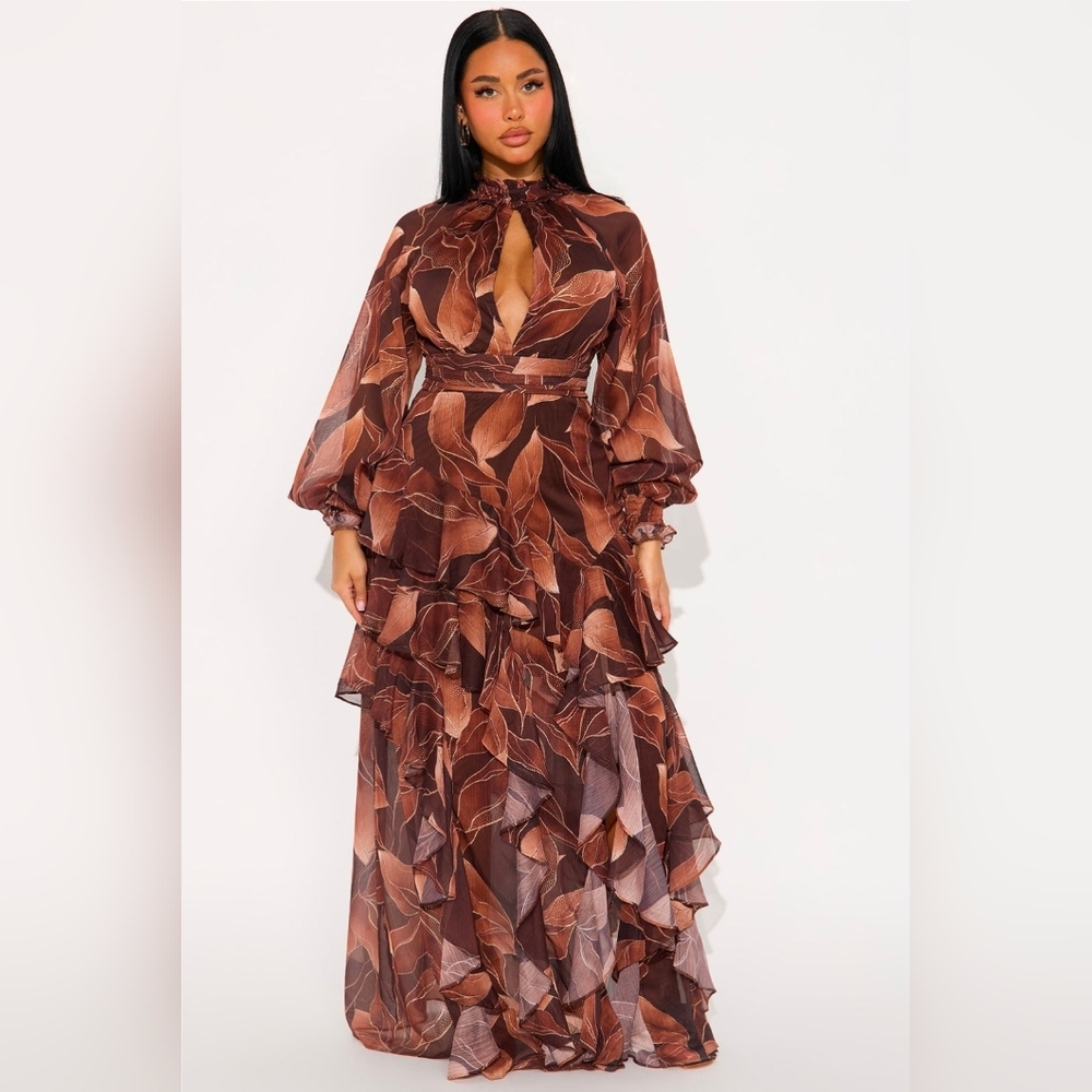Elegant Brown Leaf Print Maxi Dress
